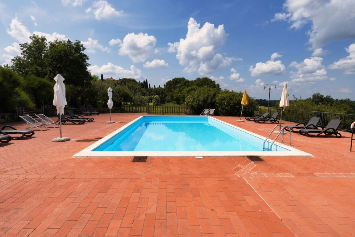 Усадьба 16+1 в Кастельфьорентино, Италия