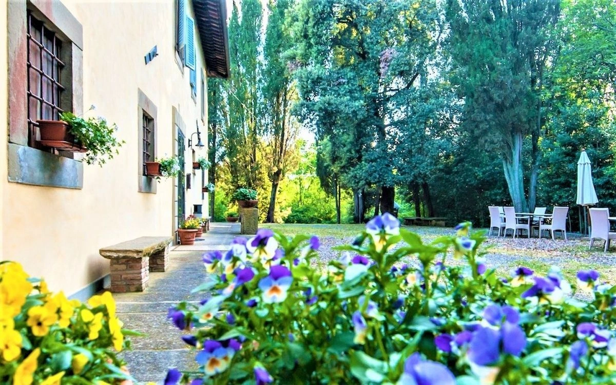 Вилла с отделкой премиум-класса ручной работы в Пизе, Италия