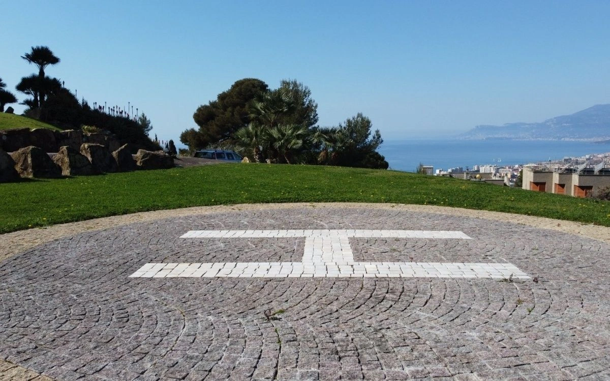 Вилла в Бордигере с видом на море и побережье Французской Ривьеры - 3,000,000 €