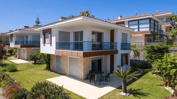 Уютная вилла 3+1 с видом на море в Измире