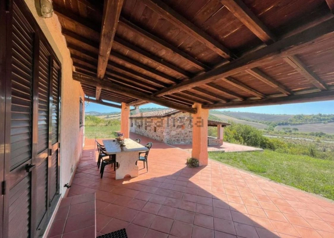 Вилла в Гроссето рядом с этрусским некрополем и термальным курортом, Италия