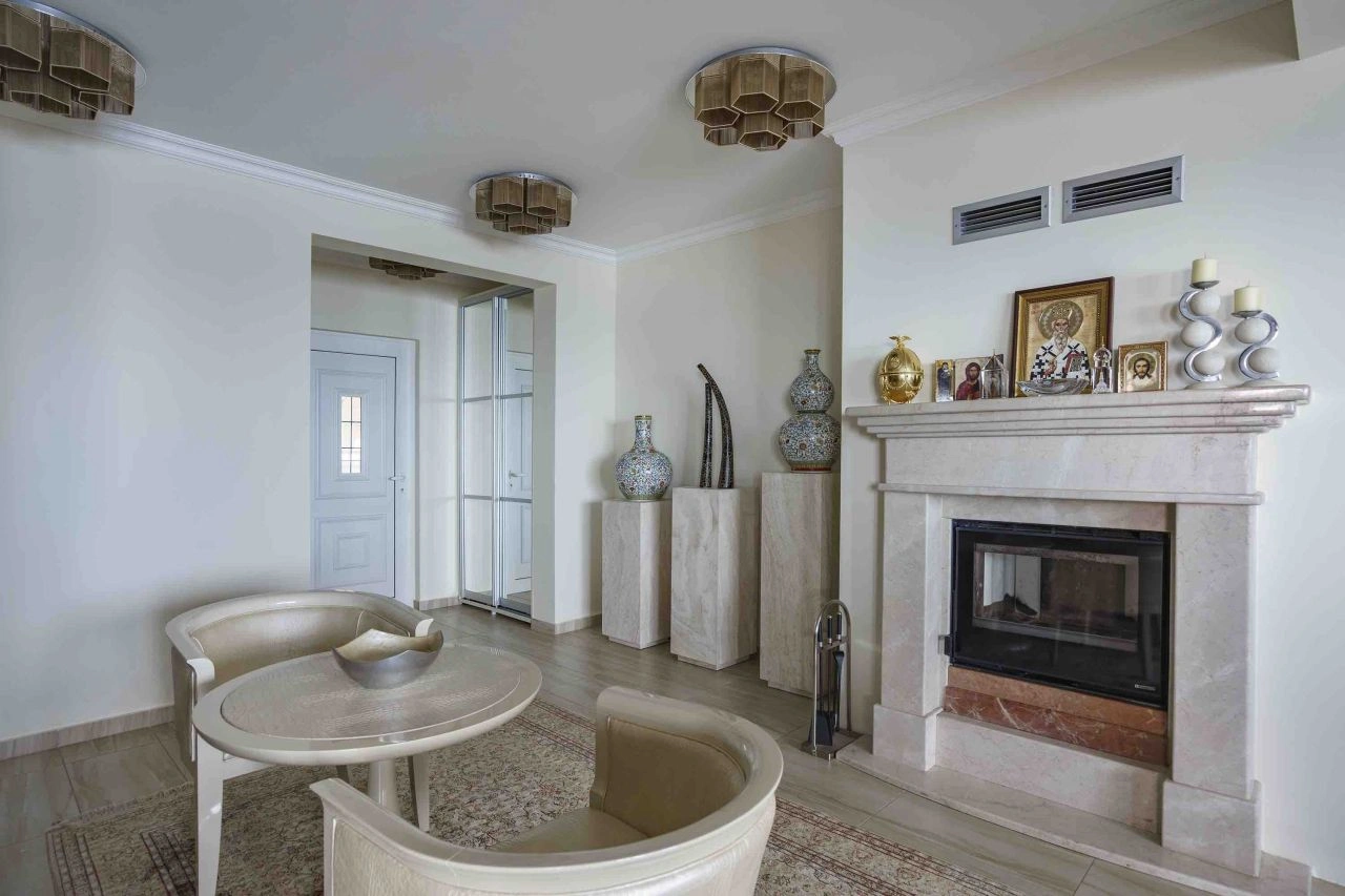 Роскошная вилла 1034 м2 с панорамным видом на море в Будве