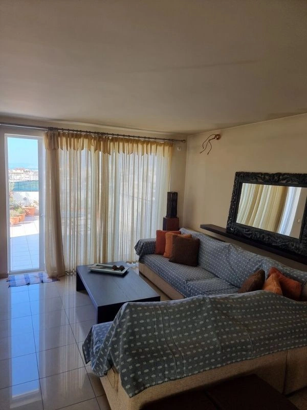 Просторный таунхаус 100 m² в Афинах