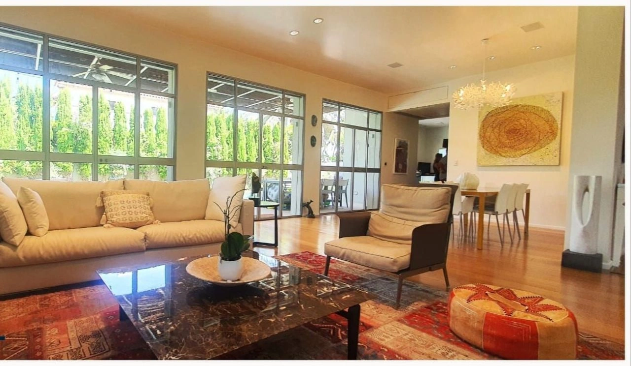 Villa on a quiet street in Herzliya with a location by the sea, Israel