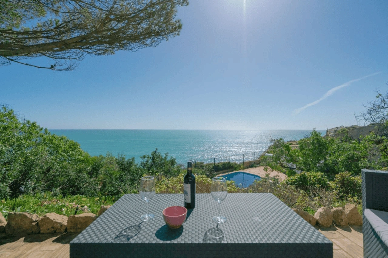 Купить виллу 108 м² в Карвуэйру с видом на море, Португалия