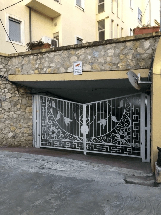 Просторная квартира 2+1 в Тиране, Албания