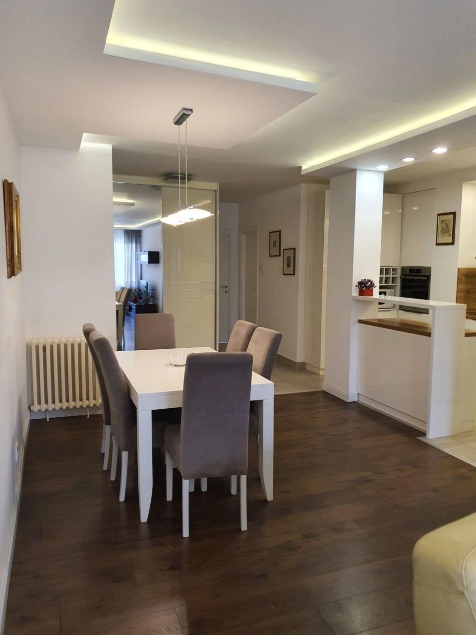 Квартира 3+1 в престижном районе Белграда, Сербия