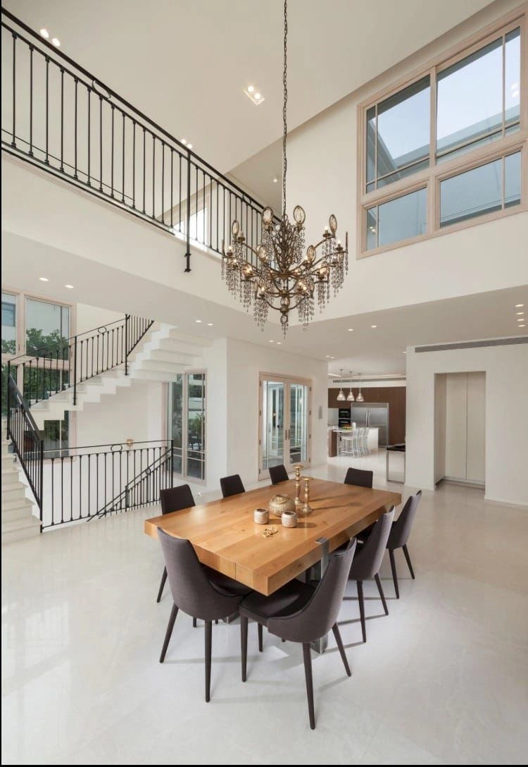 Вилла в Тель-Авиве с бассейном и великолепным расположением - 5,546,800 $