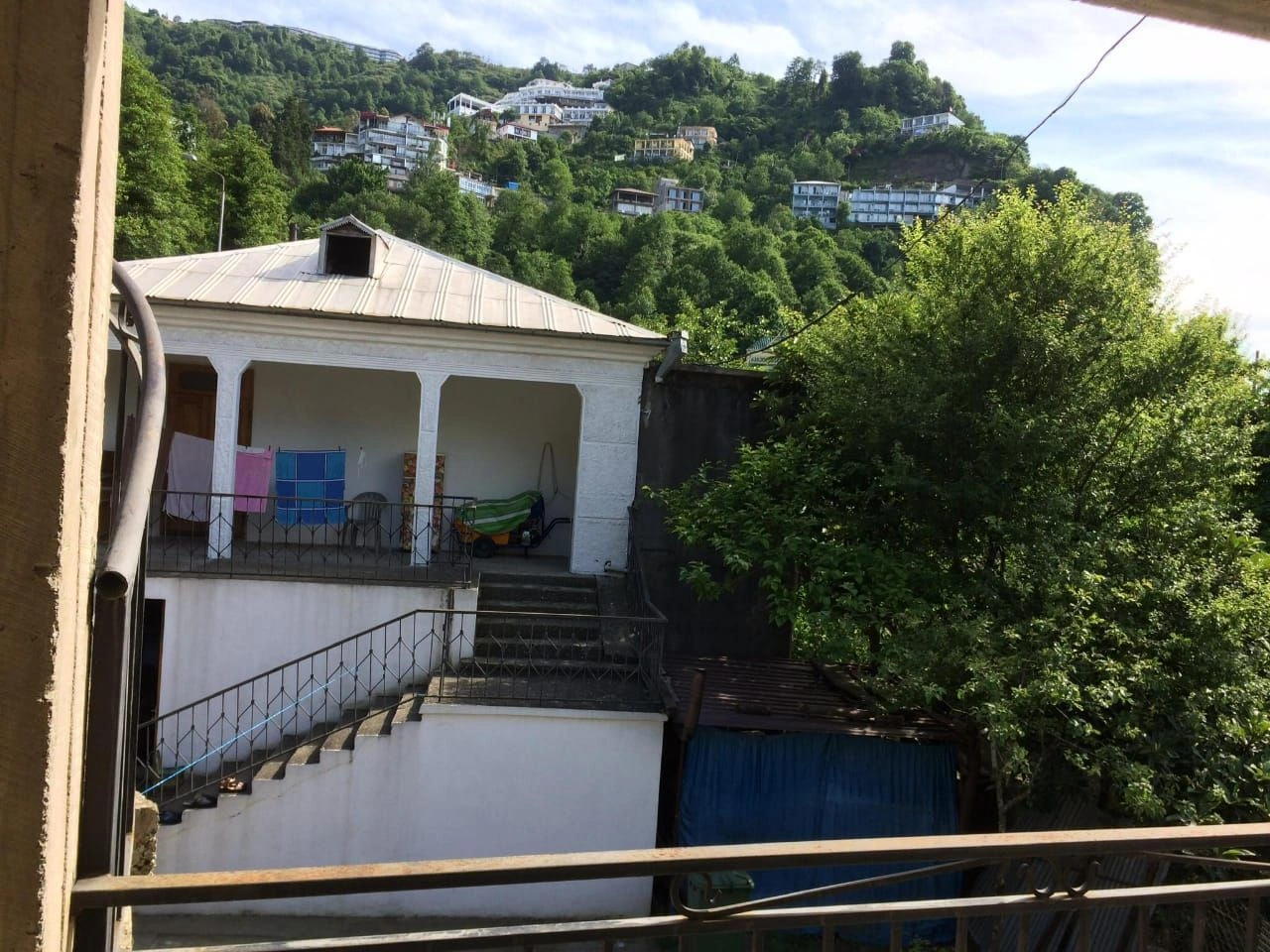 Два дома для сдачи гостям у моря в Батуми