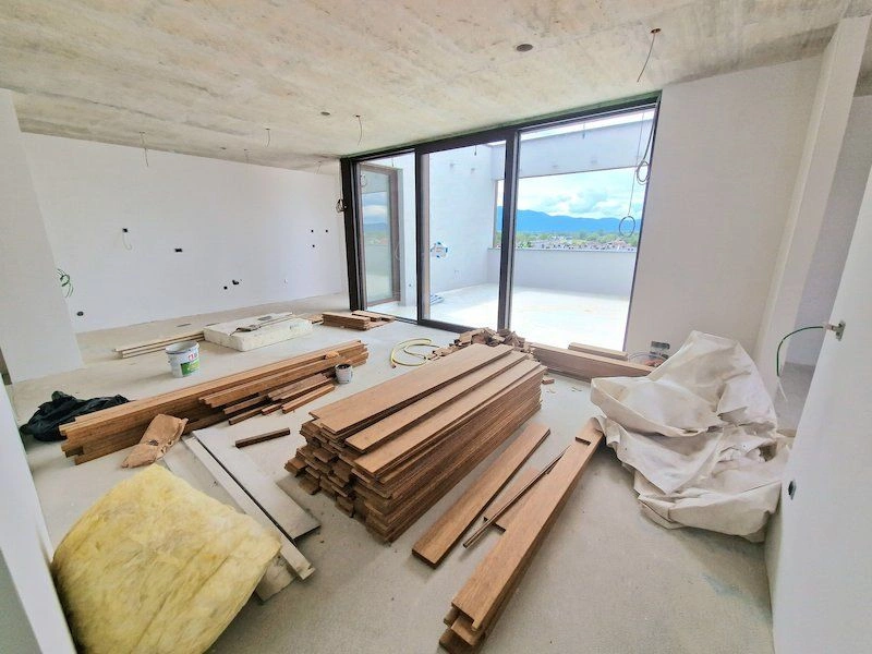 Пентхаус 3+1 с современным архитектурным решением в Любляне