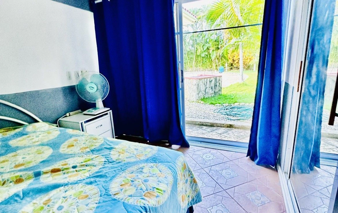 Вилла в охраняемом комплексе Сосуа с садом и бассейном, Республика Доминикана