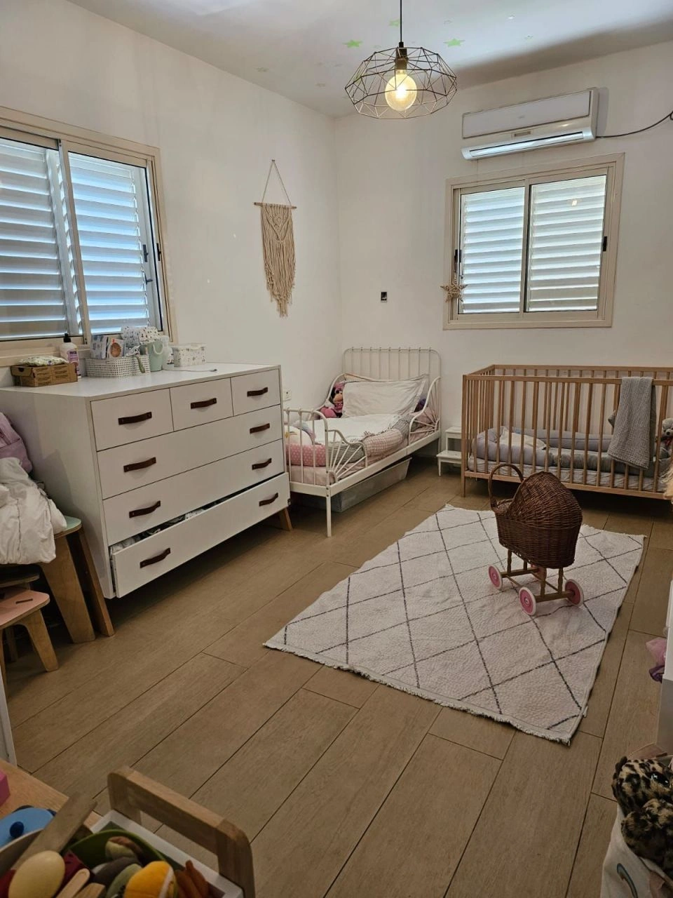 Villa with high-quality finishes in Tel Aviv, Israel