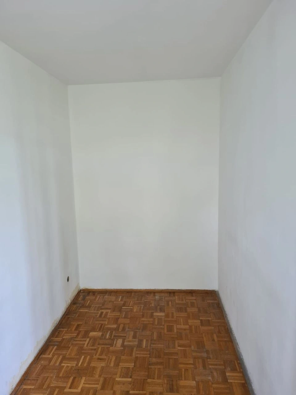 Светлая квартира в престижном районе Белграда, Сербия, 45 м²