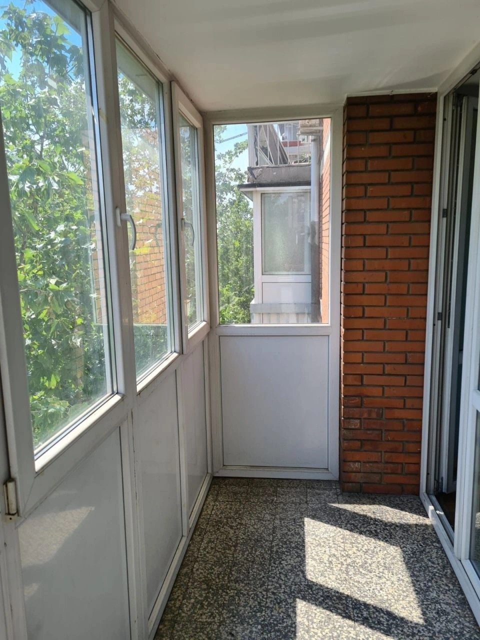 Светлая квартира в престижном районе Белграда, Сербия, 45 м²