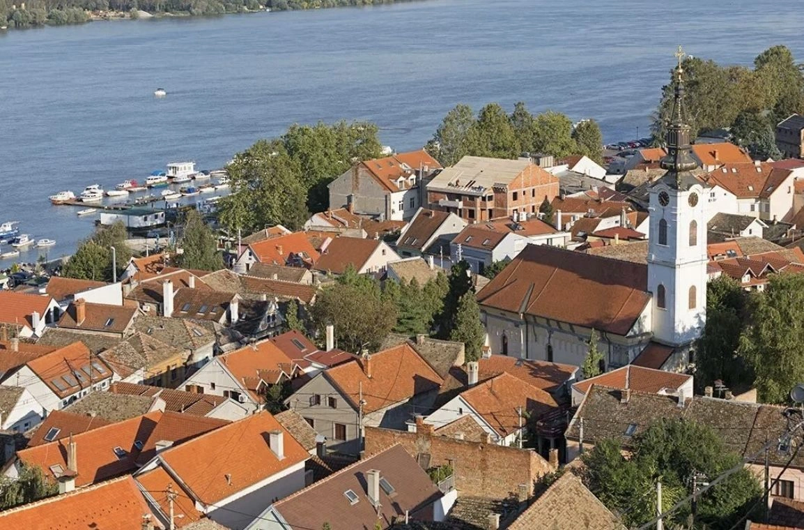 Квартира 1+1 в районе Земун, Белград, Сербия