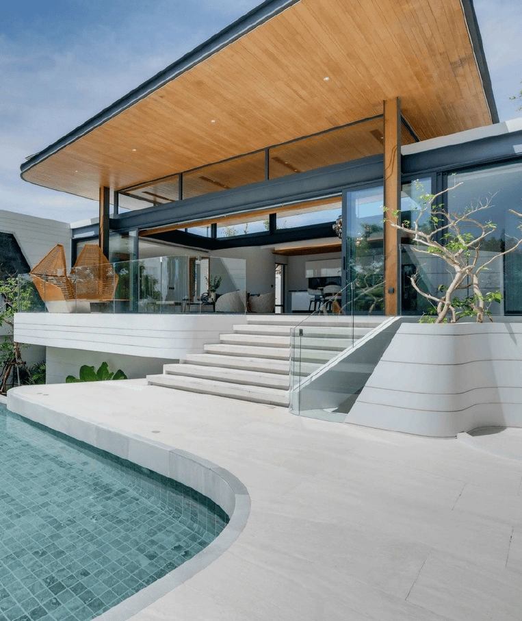 Просторная вилла 4+1 с видом на горы, Пхукет