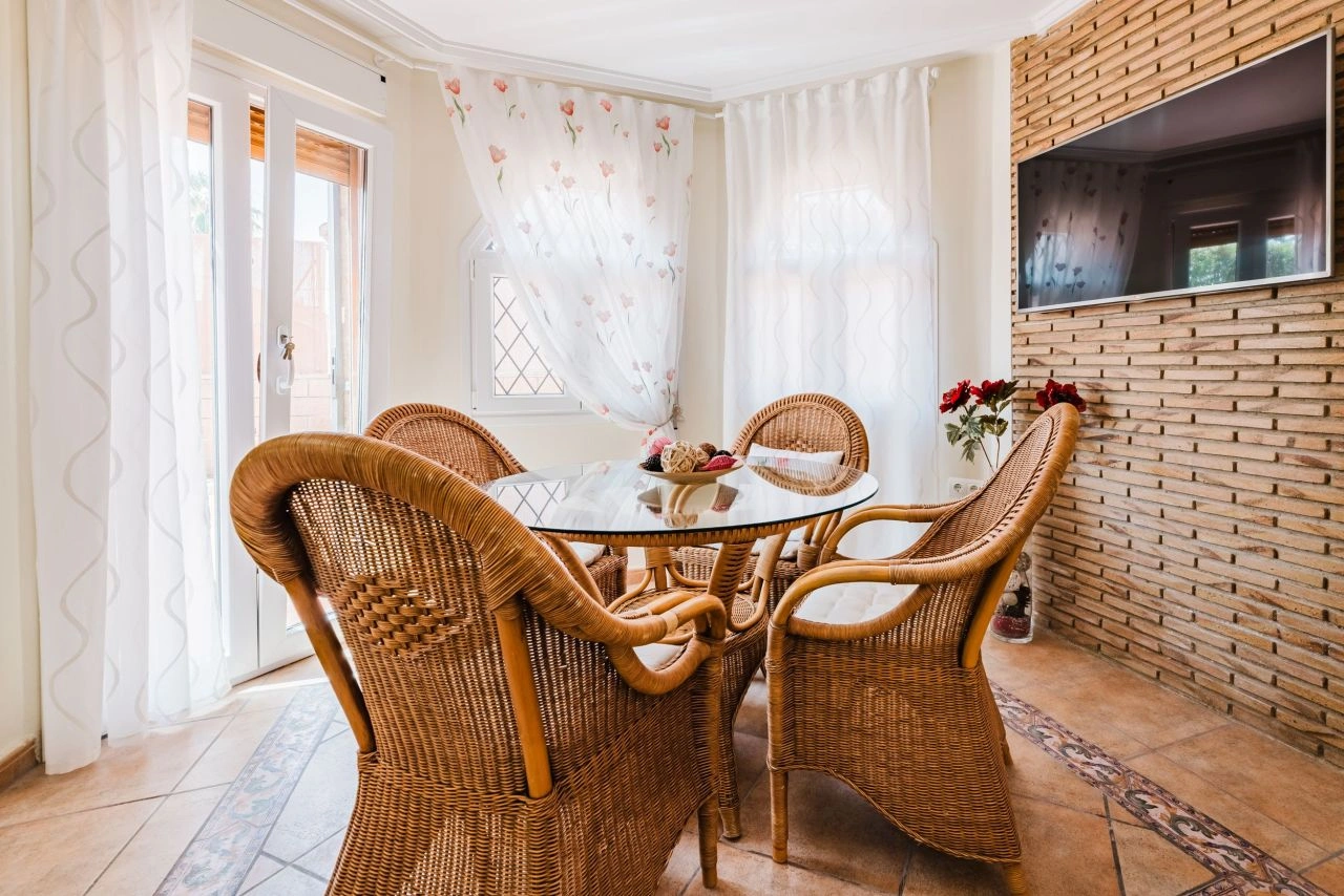 Роскошная вилла с 11 комнатами в Валенсии, Испания