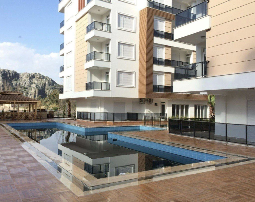 Квартира 3+1 в премиум‑комплексе в Баку, Азербайджан