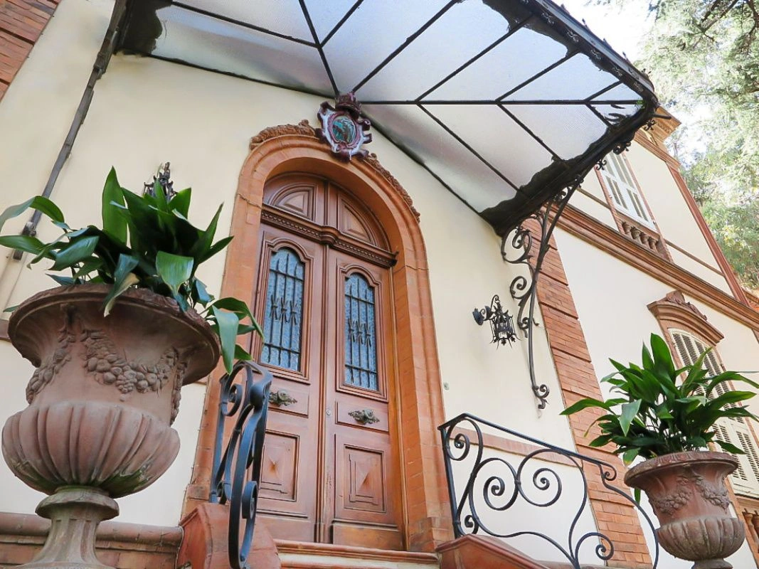 Историческая вилла рядом с морем в Арма ди Таджелла, Италия