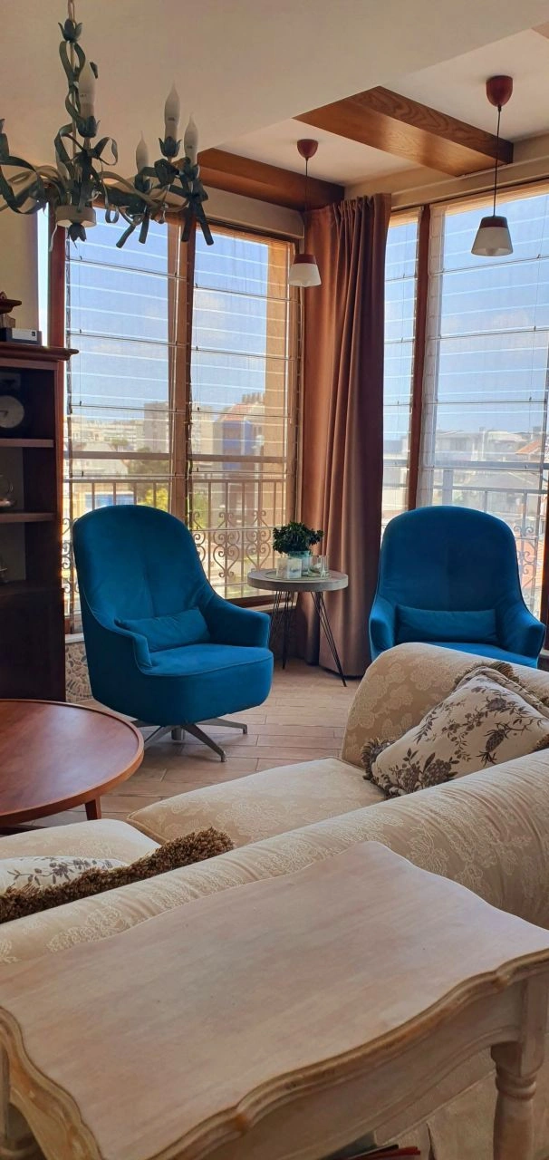 Пентхаус в центре Варны с панорамным видом на море и город - 480,000 €