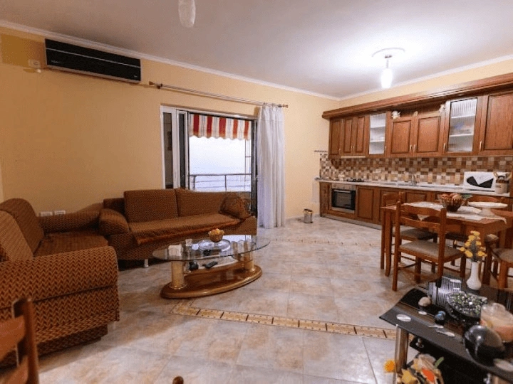 Великолепная вилла 260 м² в Влёре