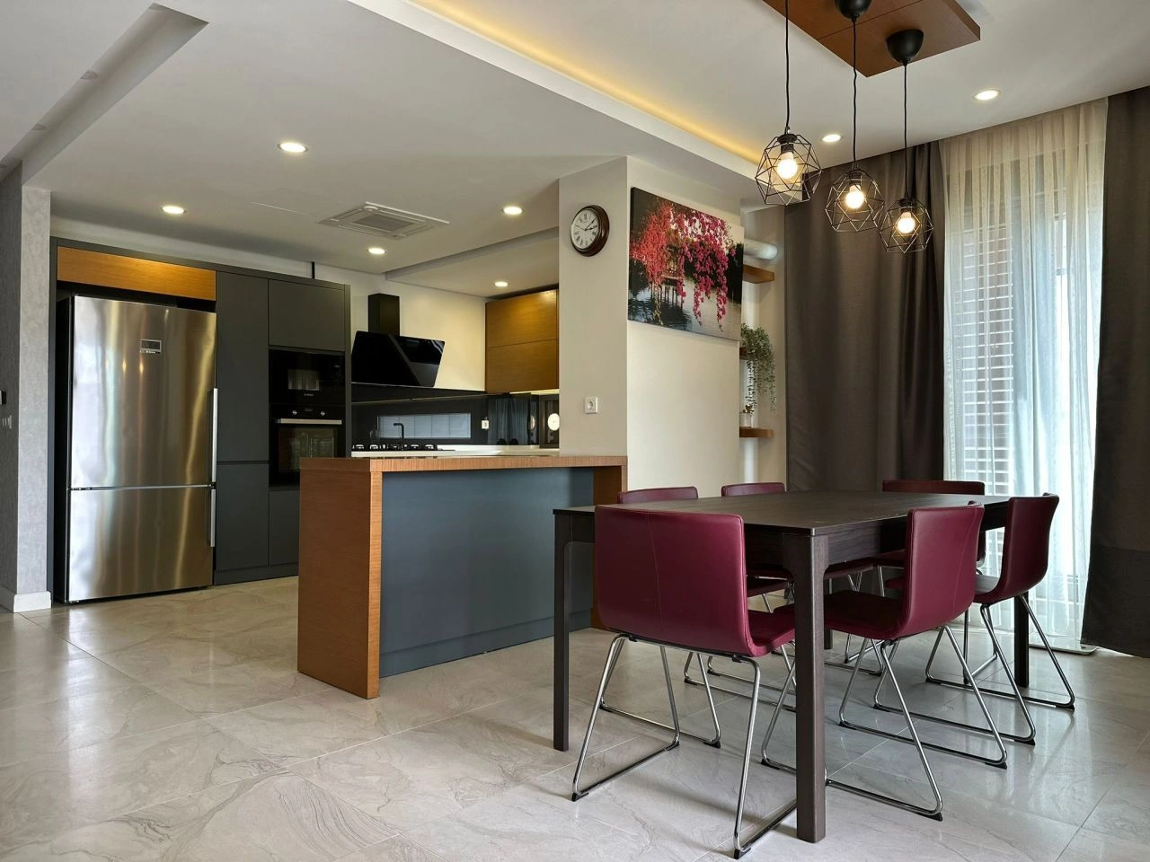 Комфортабельная квартира 4+1 в Коньяалты, Анталия