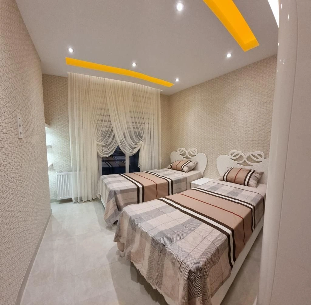 Роскошная 2+1 квартира уровня 5* отеля в Махмутларе, Алания