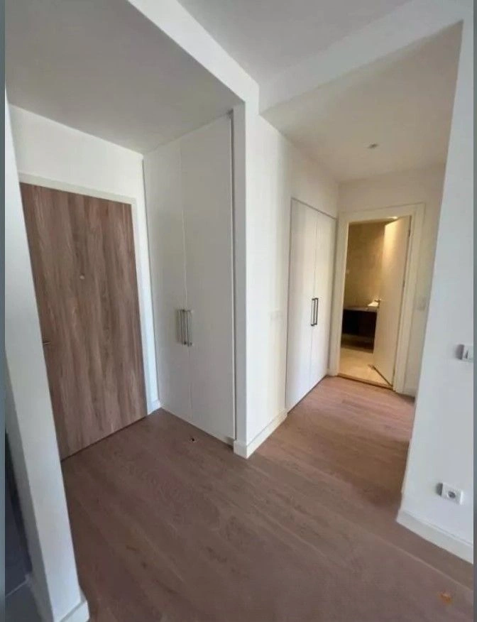 Квартира 1+1 в престижном комплексе в Белграде, Сербия