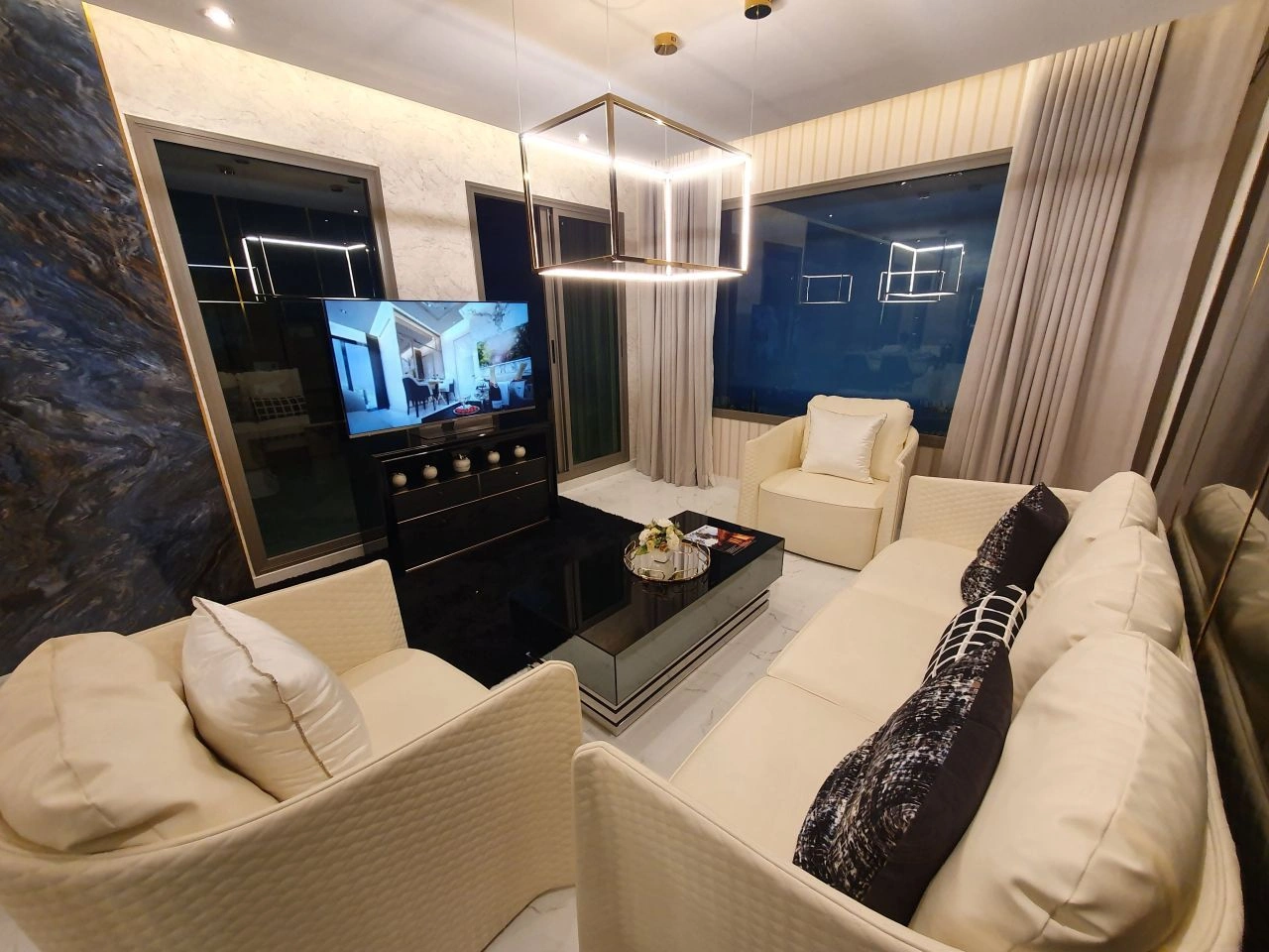 Cozy 1+1 apartment in a skyscraper in Pattaya