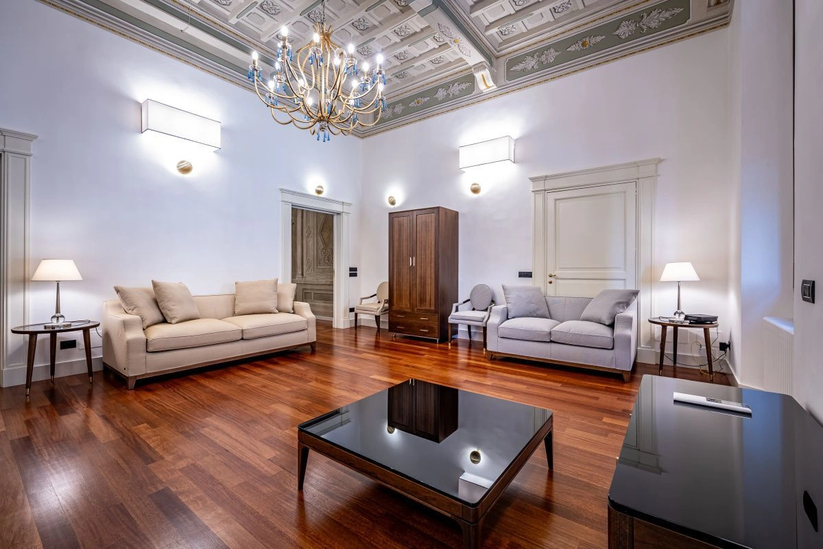 Apartment in the center of Florence near the Cathedral and Palazzo Buontalenti, Italy