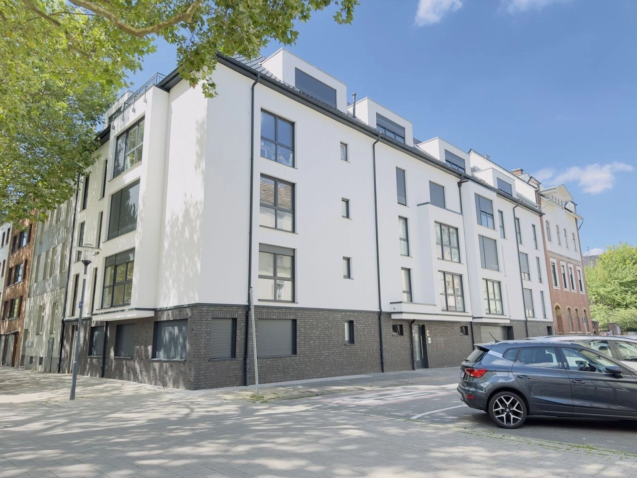 Квартира 4+1 в новостройке в Крефельде, Германия