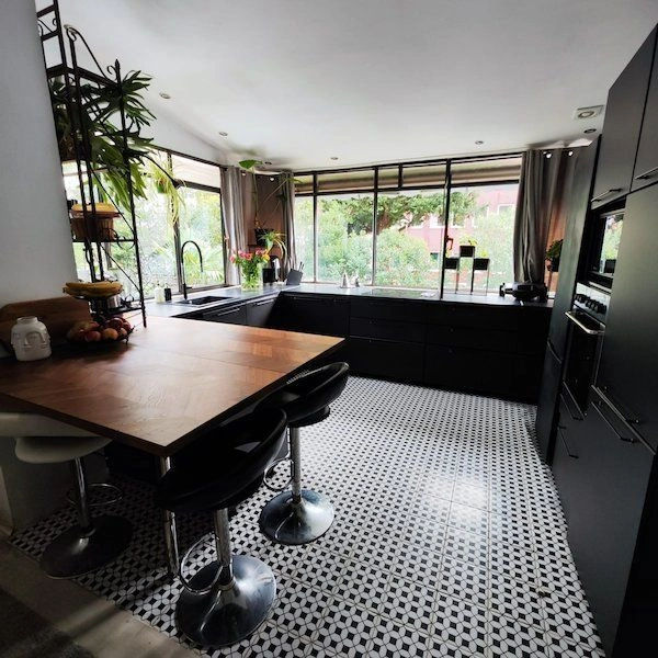 Квартира 3+1 в полутораэтажной вилле в Пиране