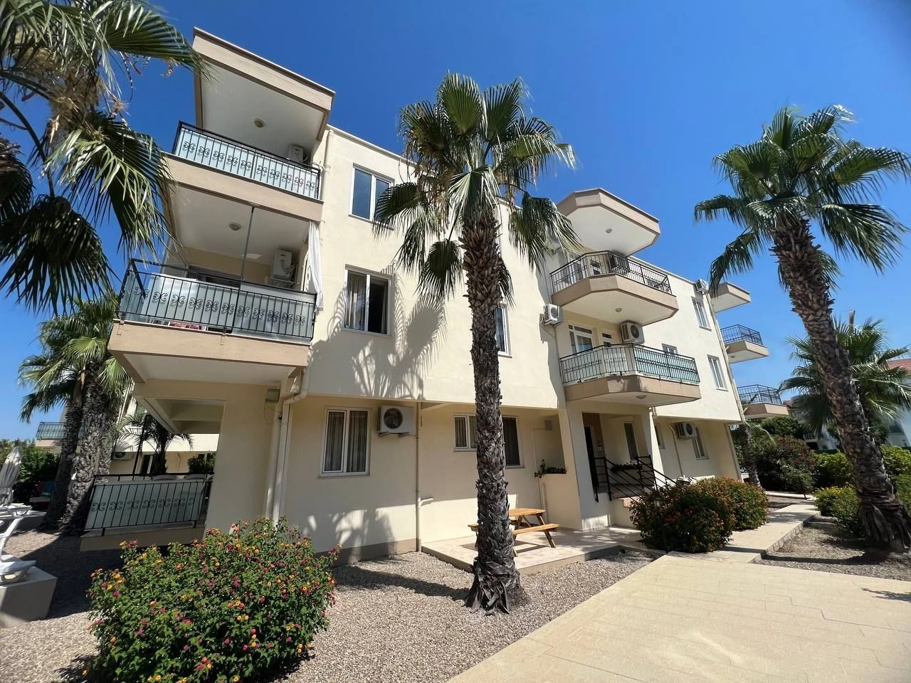 Недорогая квартира 65 м2 в центре Белека