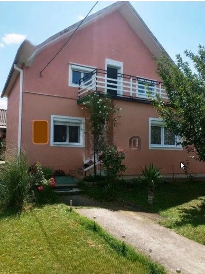 Дом 4+1 с видом на лес в пригороде Белграда, Сербия