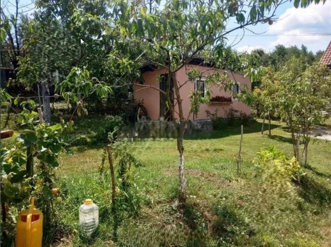 Просторная вилла с видом на лес в тихом пригороде Белграда, Сербия, 130 m²