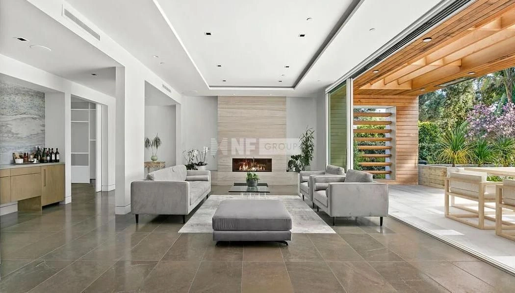 Вилла рядом с полем для гольфа в Лос‑Анджелесе, США