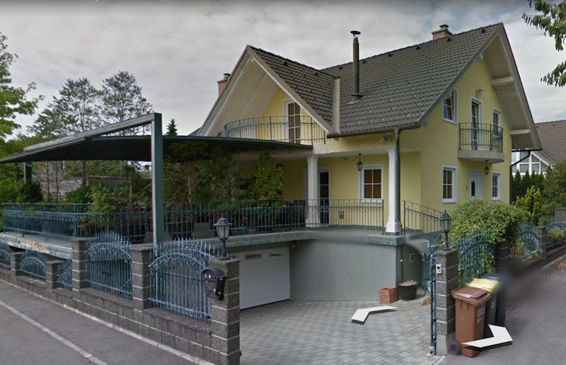 Вилла 4+1 в тихом и зеленом районе Домжале