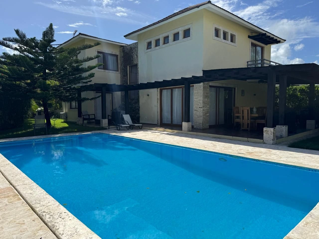 Вилла рядом с пляжем в закрытом сообществе в Сосуа, Доминиканская Республика