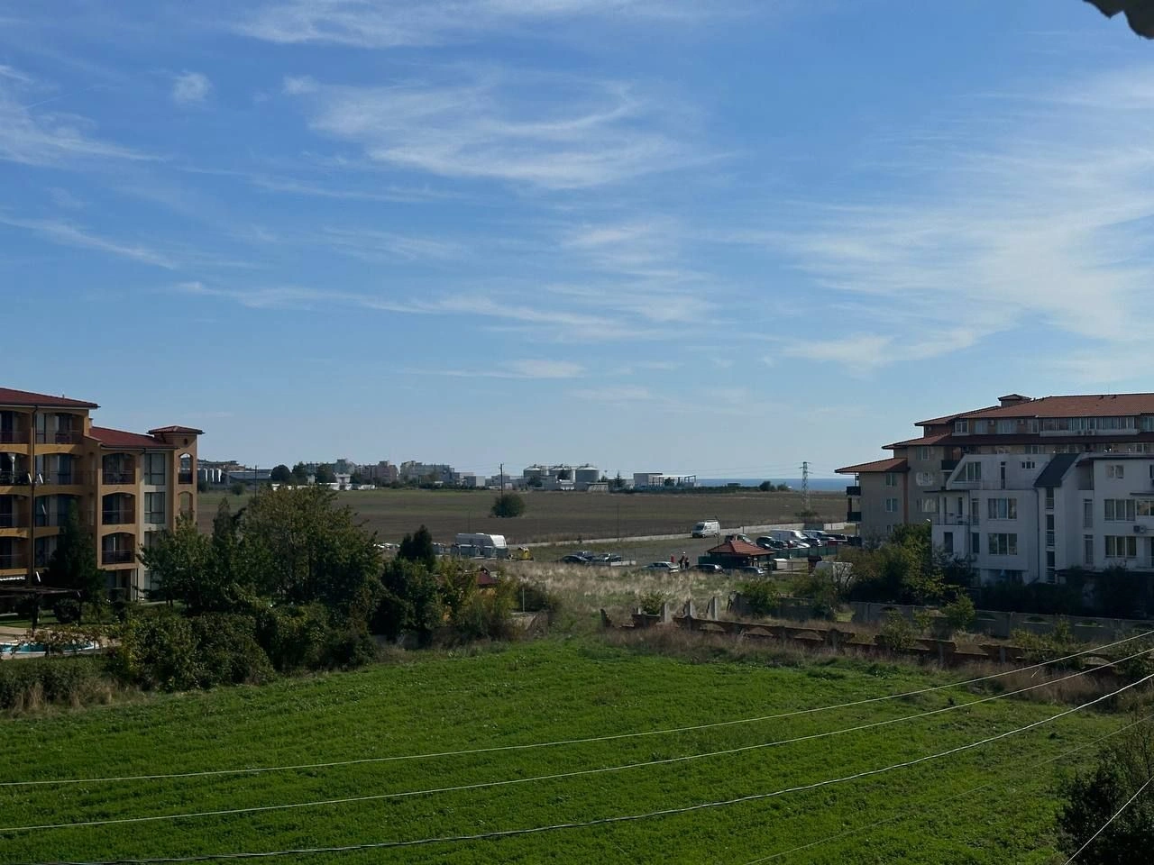 Вилла 9+1 с садом в Ахелое, Болгария