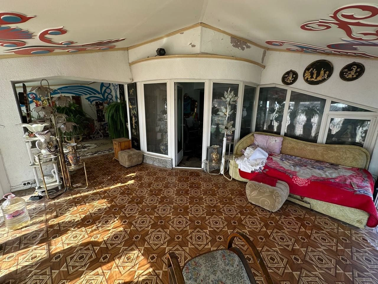 Вилла 9+1 с садом в Ахелое, Болгария