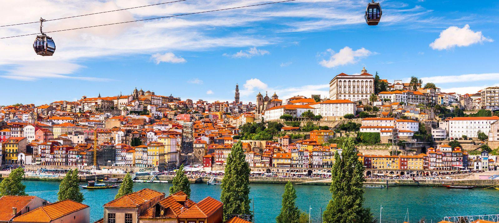 Апартаменты в историческом здании в центре Лиссабона, Португалия