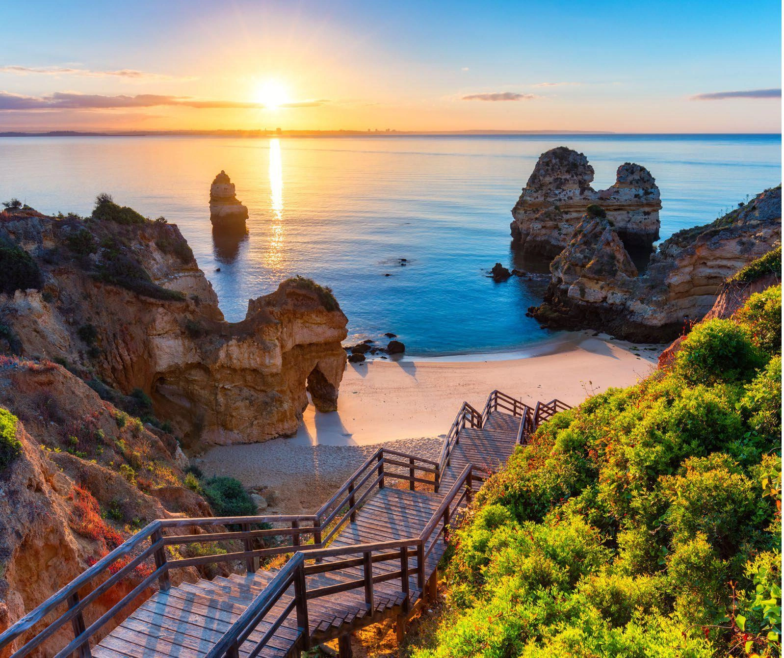 Апартаменты в историческом здании в центре Лиссабона, Португалия