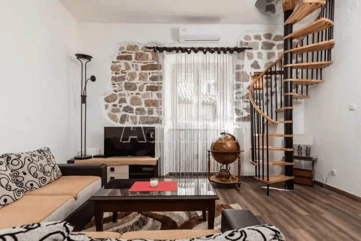 Дуплекс 2+1 рядом с Собором Святого Трифона в Которе