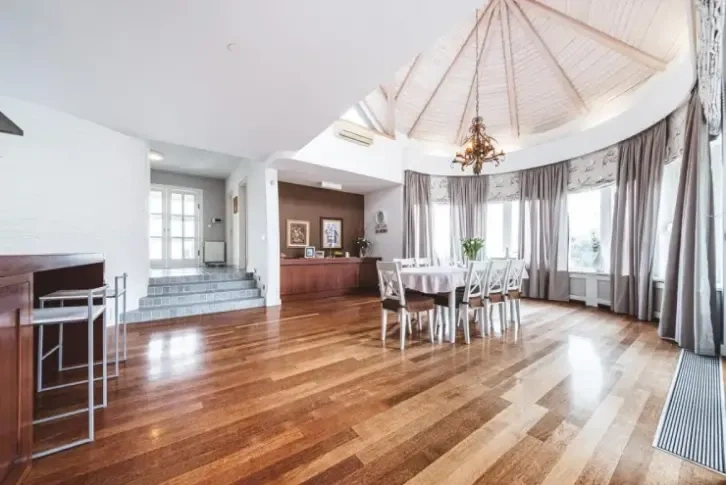 Вилла в престижном районе Бордера, Загреб