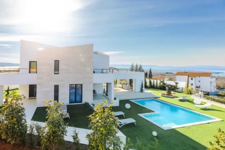 Villa near the beaches in the center of Malinska, Croatia