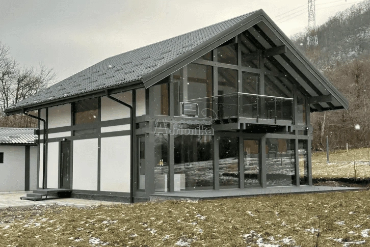 Великолепная вилла 4+1 в тихом селе Дриенак, Колашин