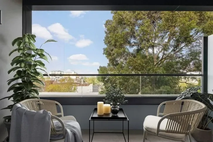 Семейная вилла 2+1 с дизайном в тихом районе Мельбурна