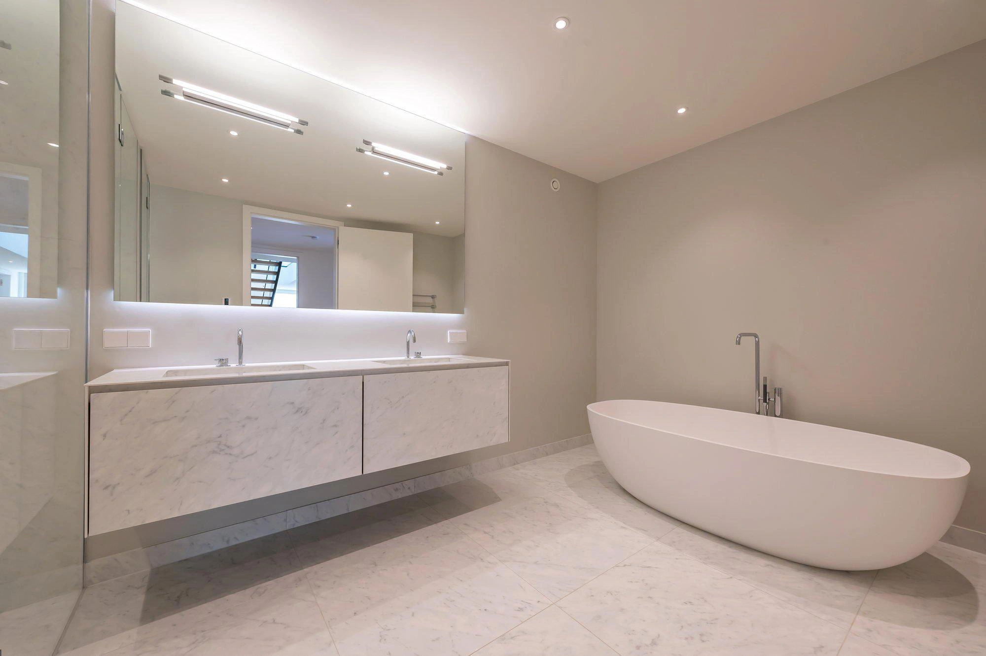 Квартиры в историческом жилом комплексе в Вене, Австрия