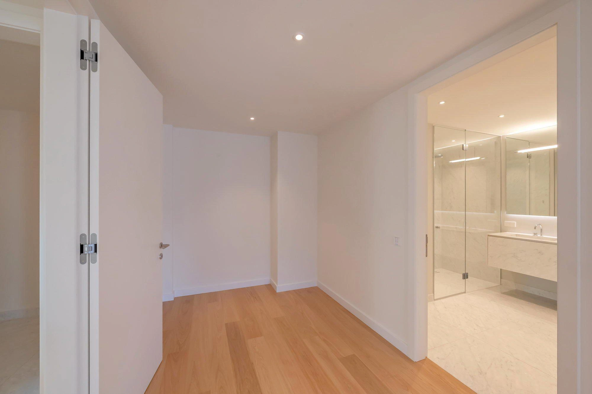 Квартиры в историческом жилом комплексе в Вене, Австрия