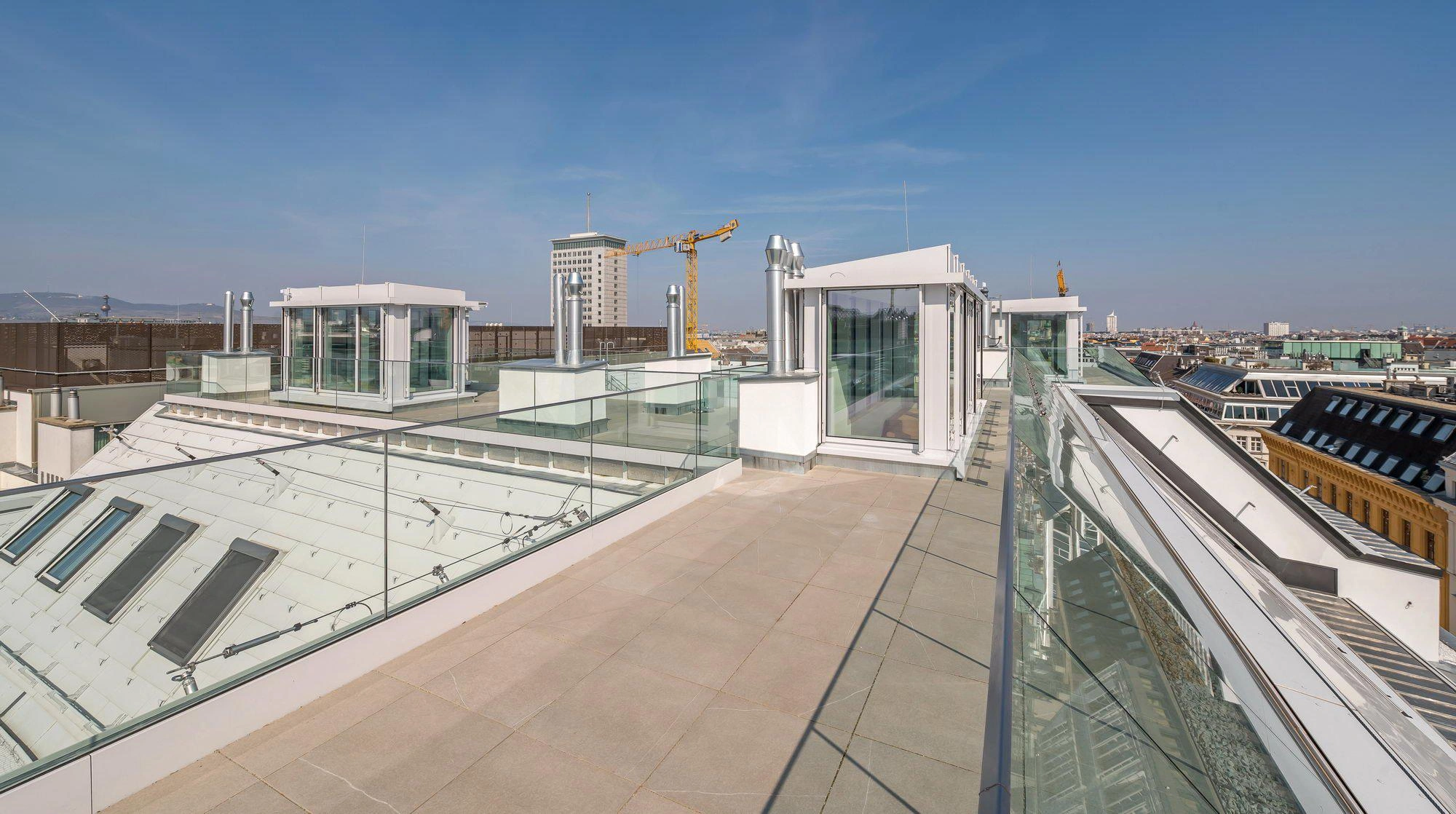 Квартиры в историческом жилом комплексе в Вене, Австрия